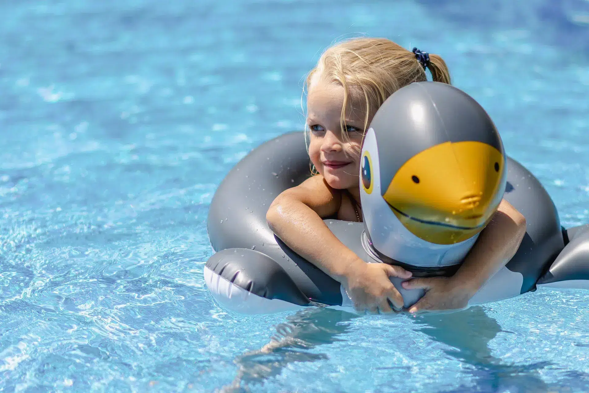 jeune fille piscine clermont ferrand